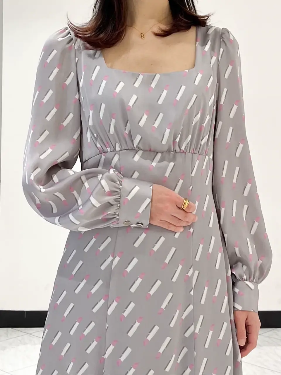 GRACE CONTINENTAL The Banquet yuri コーディネート画像