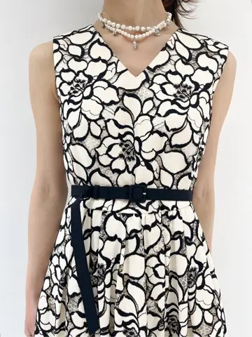 GRACE CONTINENTAL The Banquet yuri コーディネート画像