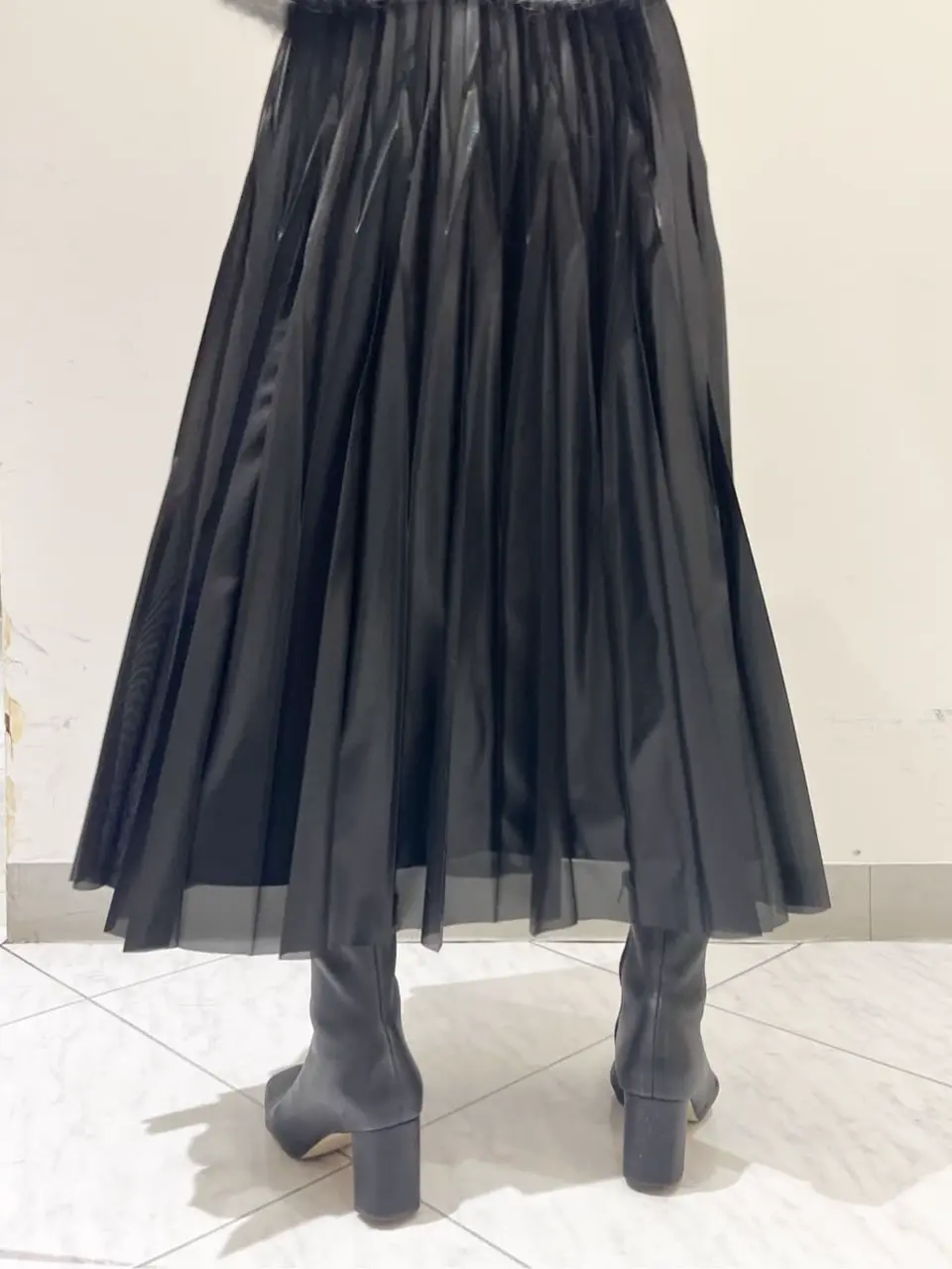 GRACE CONTINENTAL The Banquet yuri コーディネート画像