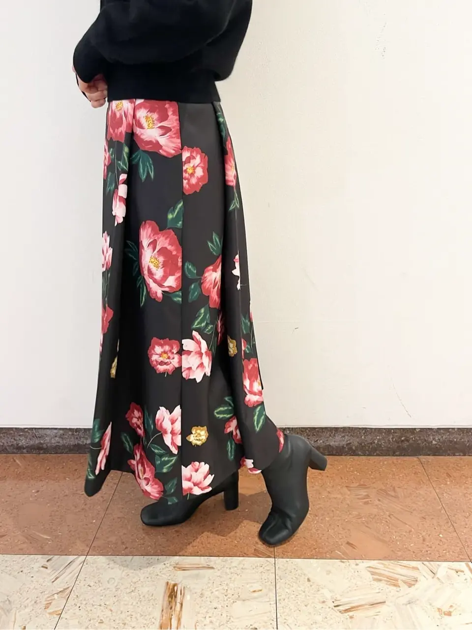 GRACE CONTINENTAL The Banquet yuri コーディネート画像