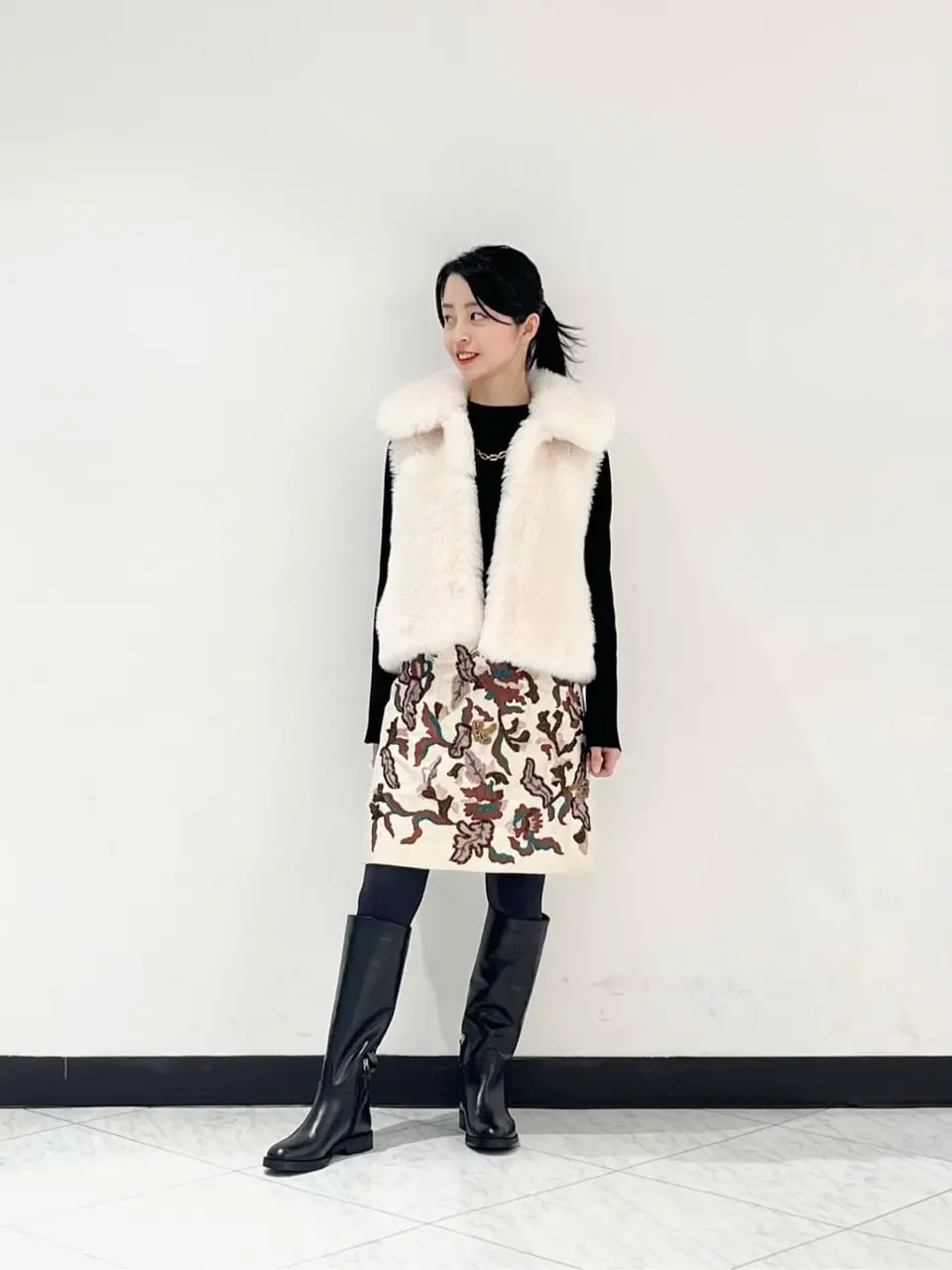 GRACE CONTINENTAL The Banquet yuri コーディネート画像