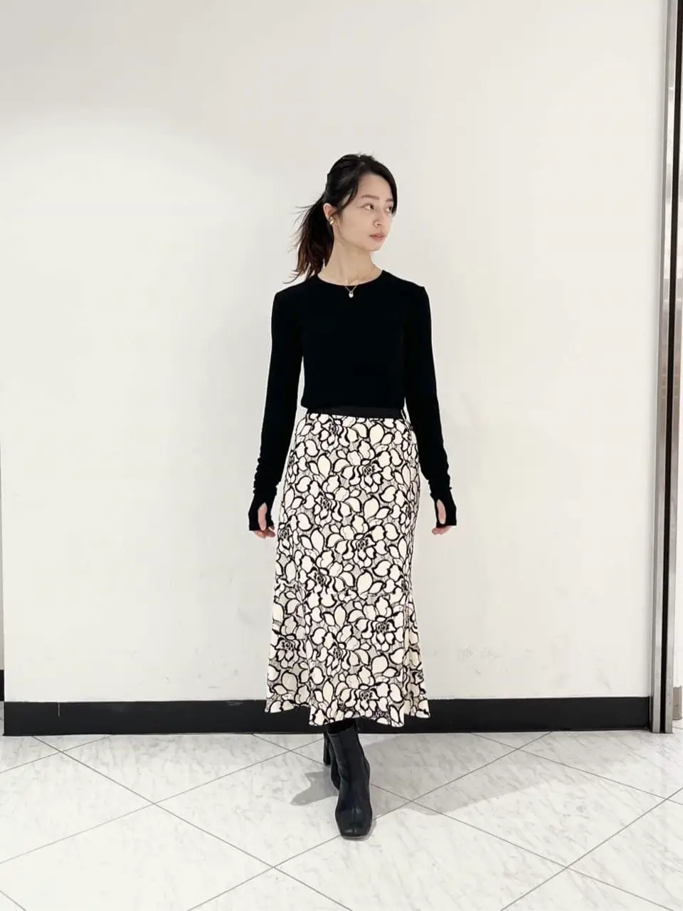 GRACE CONTINENTAL The Banquet yuri コーディネート画像