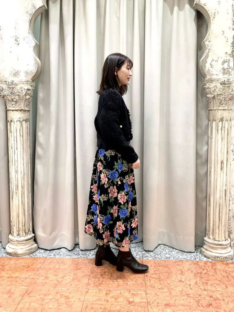 GRACE CONTINENTAL The Banquet eri コーディネート画像