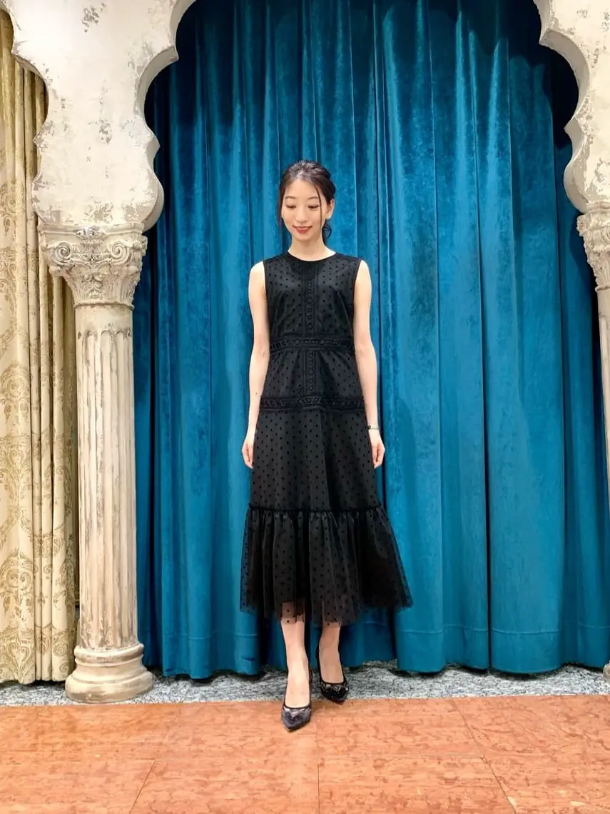 GRACE CONTINENTAL The Banquet eri コーディネート画像