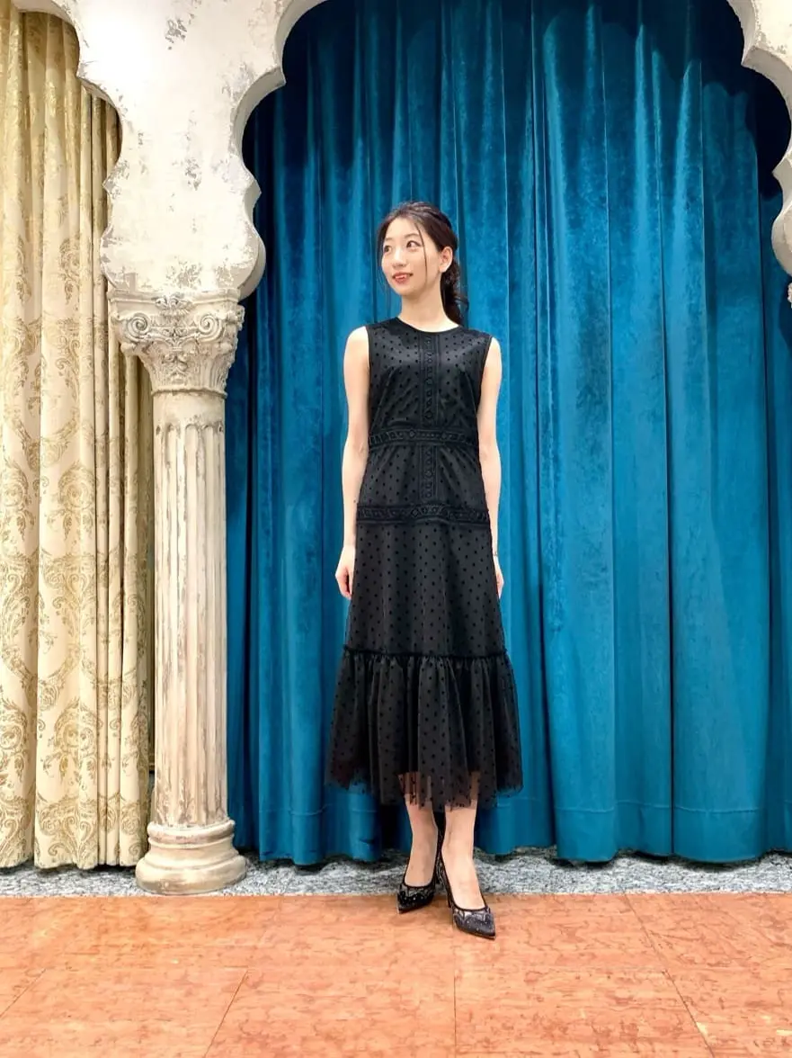 GRACE CONTINENTAL The Banquet eri コーディネート画像