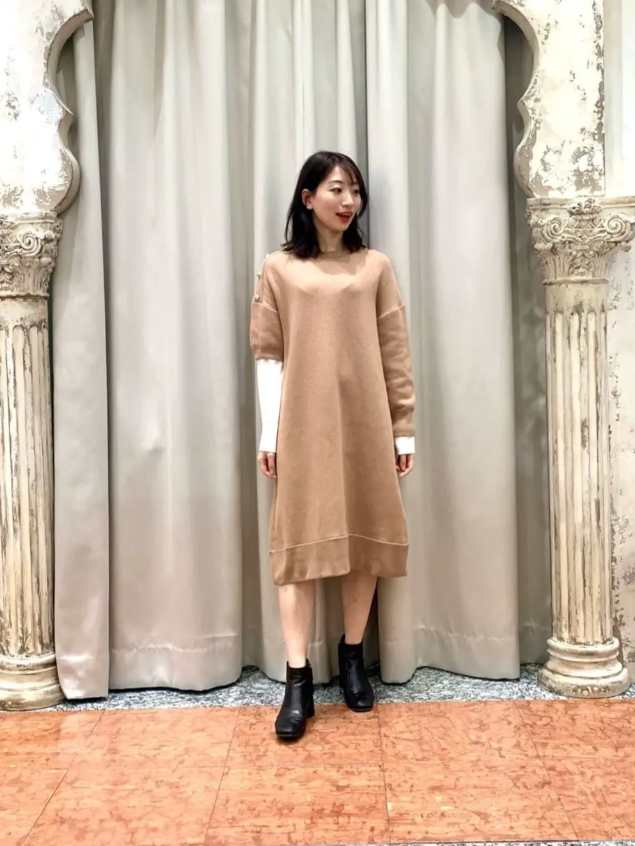 GRACE CONTINENTAL The Banquet eri コーディネート画像