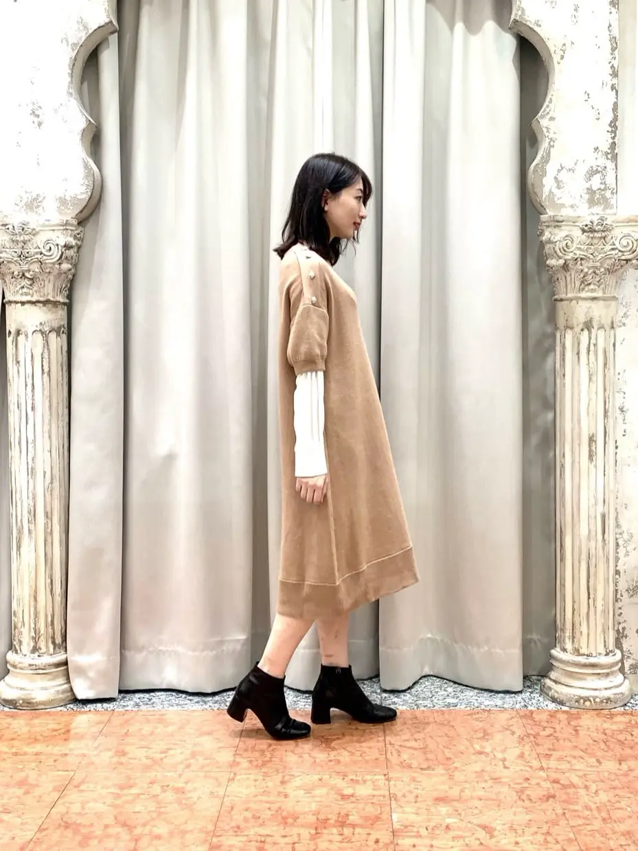 GRACE CONTINENTAL The Banquet eri コーディネート画像