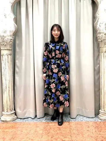 GRACE CONTINENTAL The Banquet eri コーディネート画像