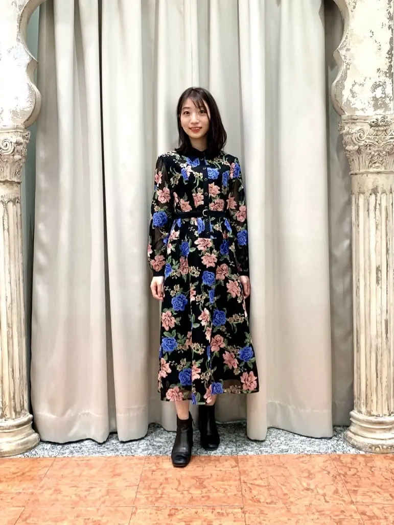 GRACE CONTINENTAL The Banquet eri コーディネート画像