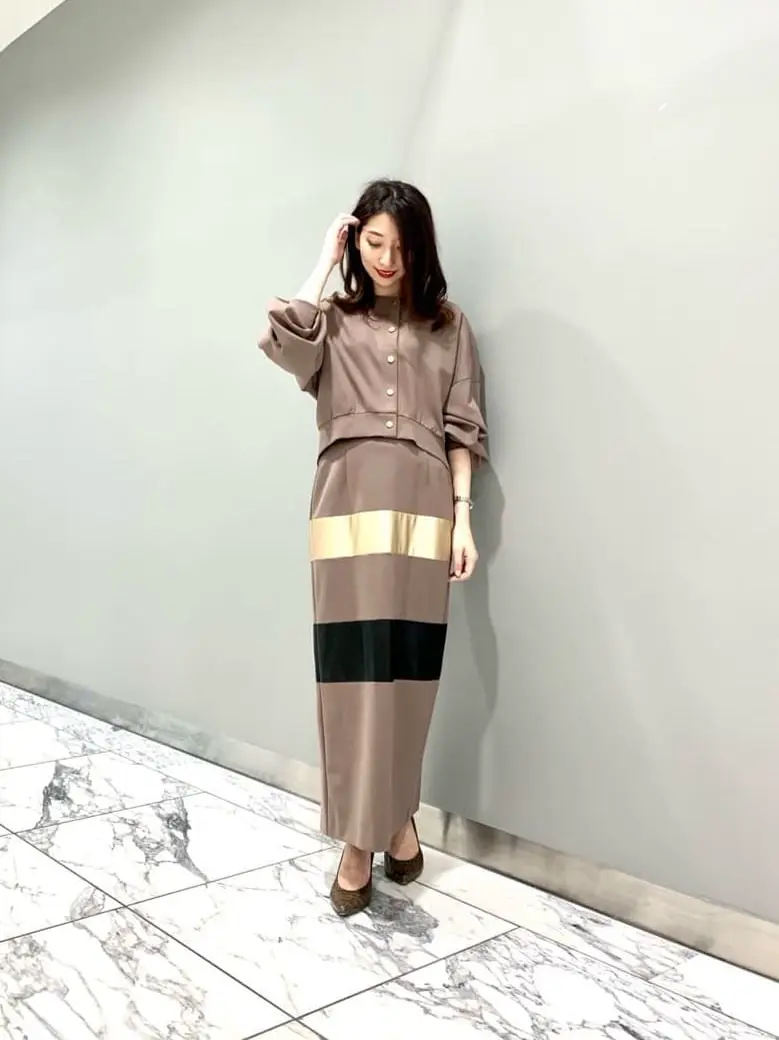 GRACE CONTINENTAL The Banquet eri コーディネート画像