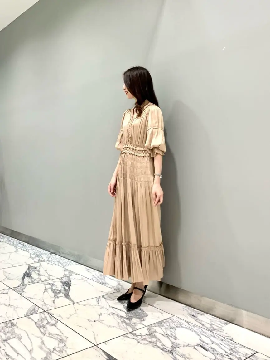 GRACE CONTINENTAL The Banquet eri コーディネート画像