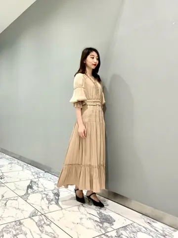 GRACE CONTINENTAL The Banquet eri コーディネート画像