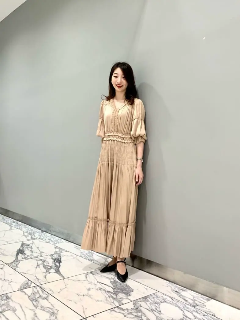 GRACE CONTINENTAL The Banquet eri コーディネート画像