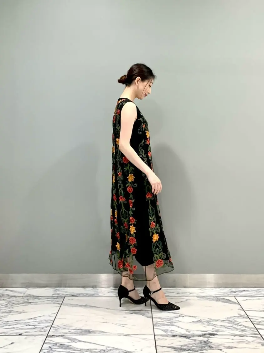 GRACE CONTINENTAL The Banquet eri コーディネート画像