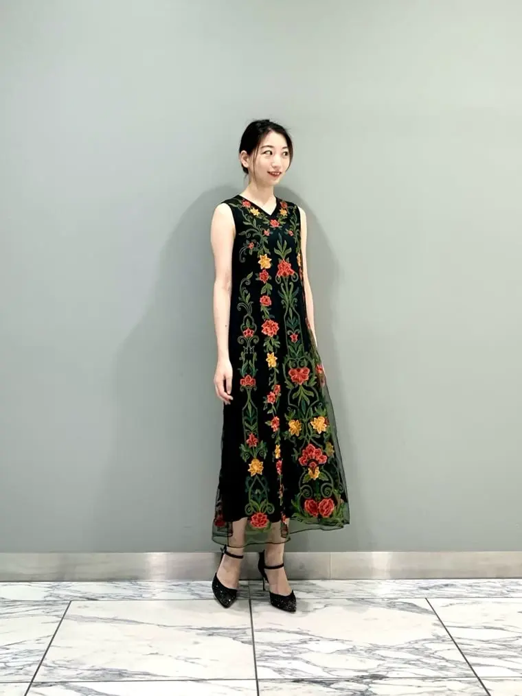 GRACE CONTINENTAL The Banquet eri コーディネート画像