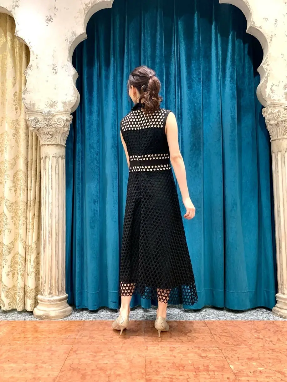 GRACE CONTINENTAL The Banquet eri コーディネート画像