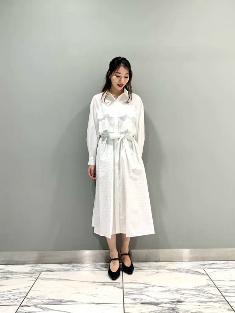 GRACE CONTINENTAL The Banquet eri コーディネート画像