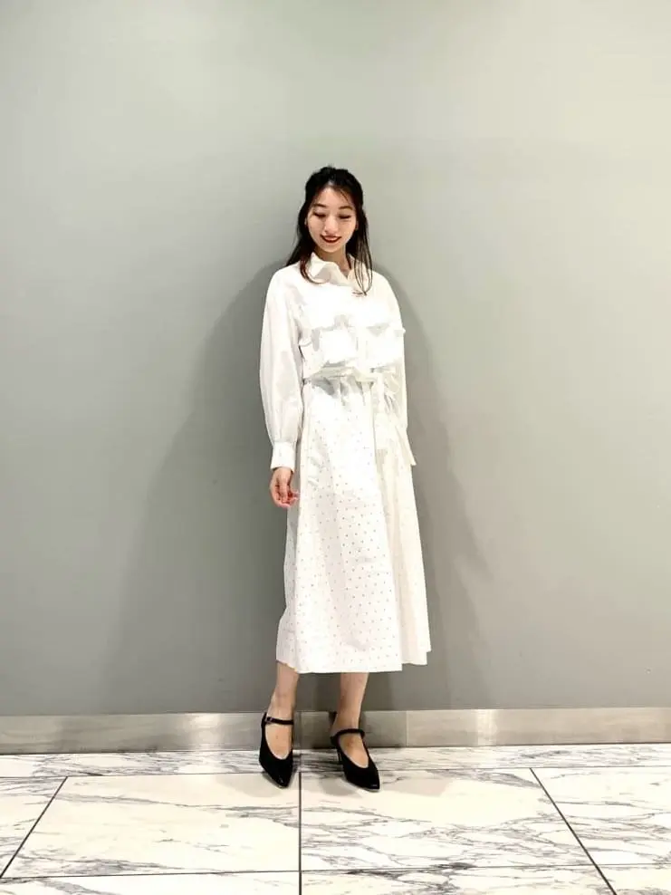 GRACE CONTINENTAL The Banquet eri コーディネート画像