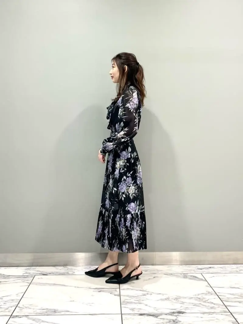 GRACE CONTINENTAL The Banquet eri コーディネート画像