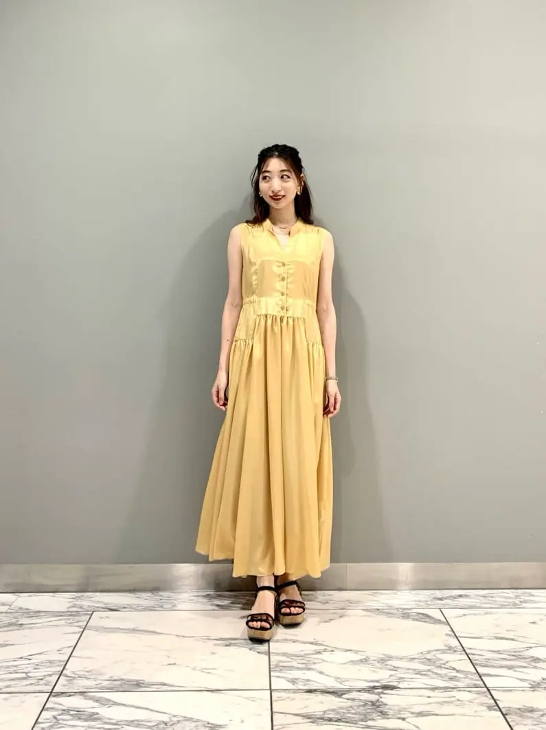 GRACE CONTINENTAL The Banquet eri コーディネート画像