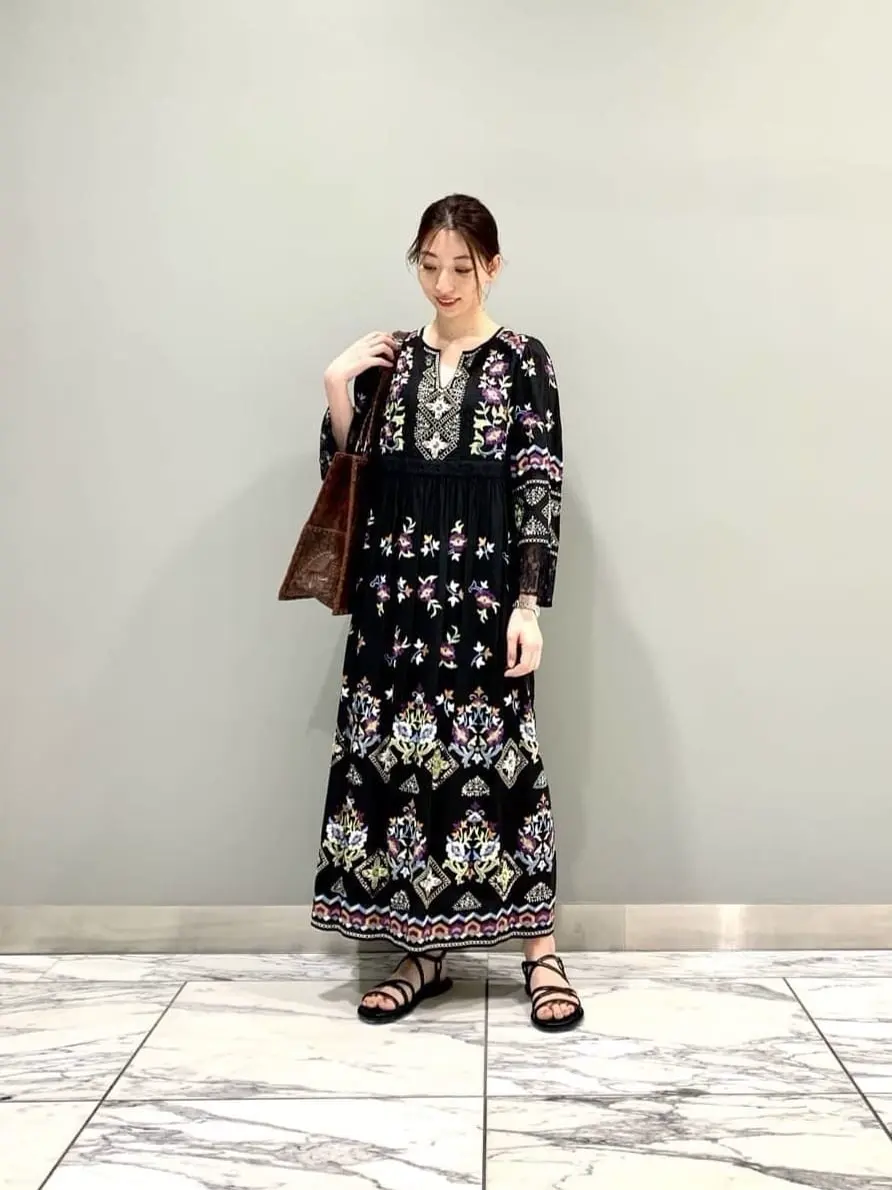 GRACE CONTINENTAL The Banquet eri コーディネート画像