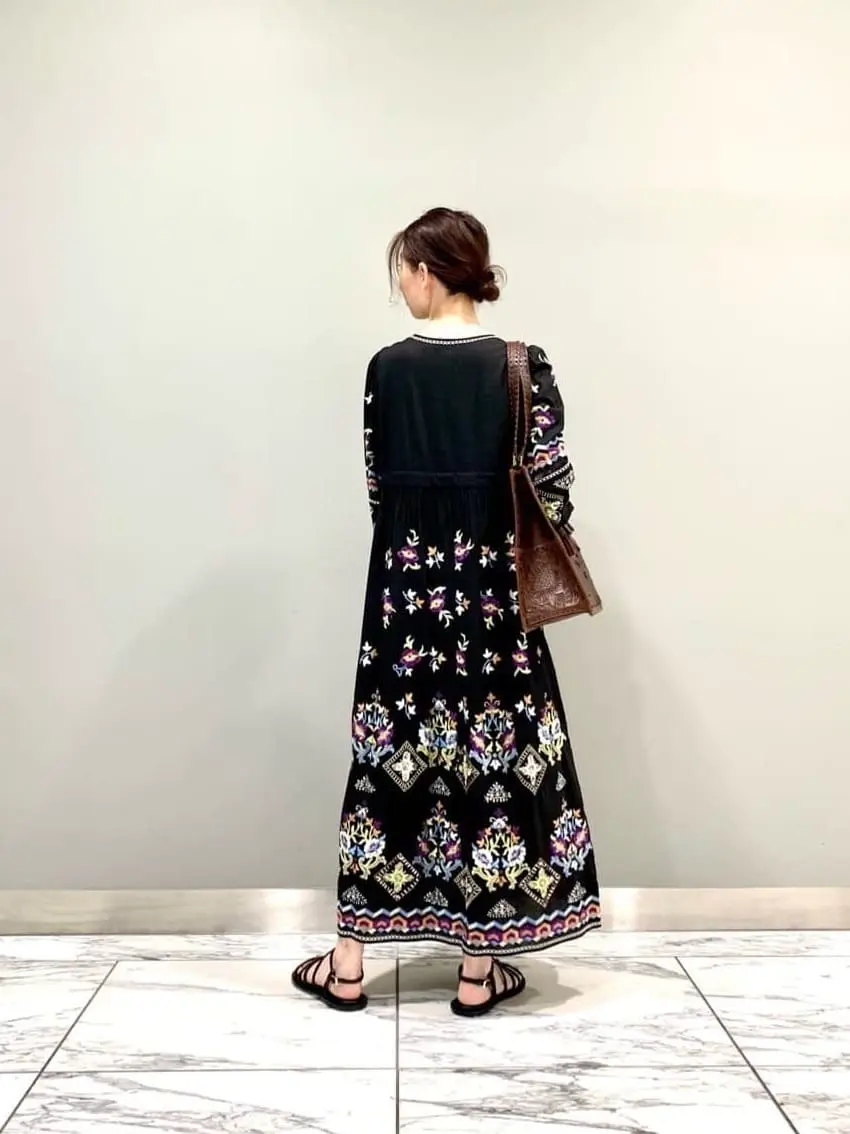 GRACE CONTINENTAL The Banquet eri コーディネート画像