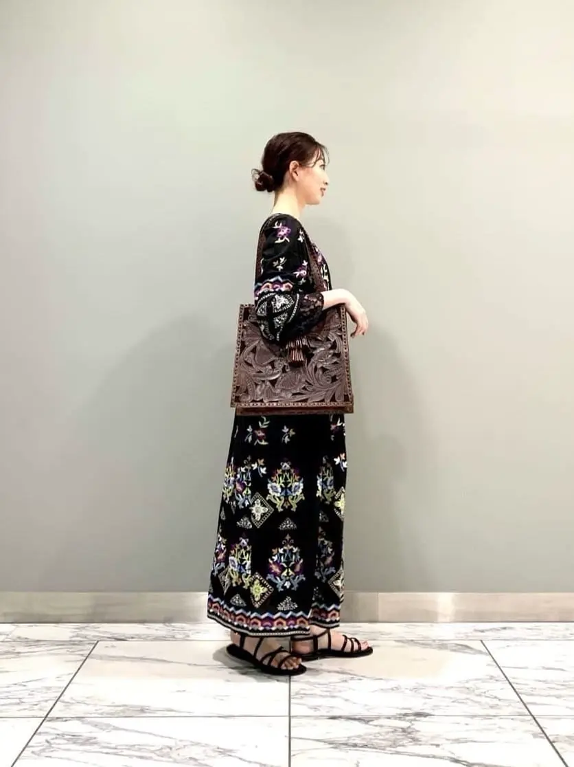 GRACE CONTINENTAL The Banquet eri コーディネート画像