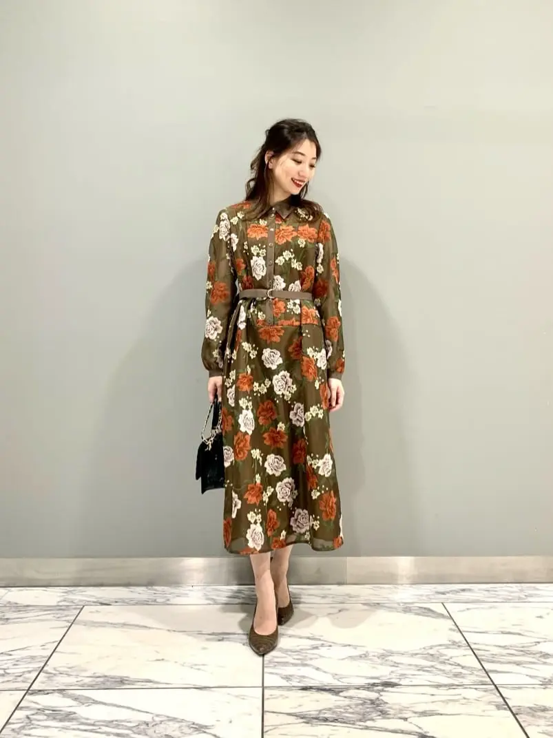 GRACE CONTINENTAL The Banquet eri コーディネート画像