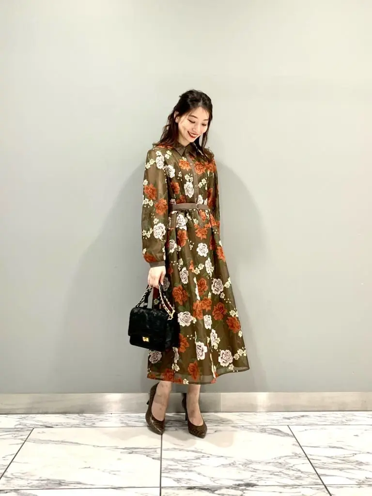 GRACE CONTINENTAL The Banquet eri コーディネート画像