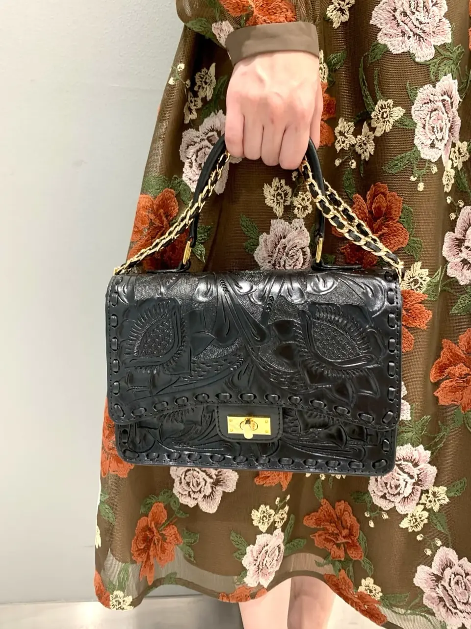 GRACE CONTINENTAL The Banquet eri コーディネート画像