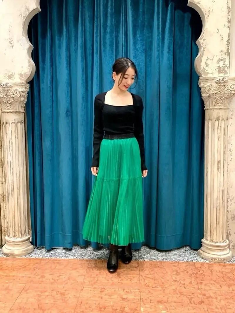 GRACE CONTINENTAL The Banquet eri コーディネート画像