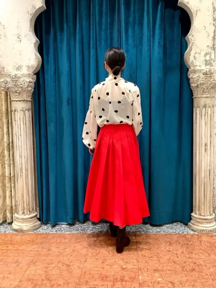 GRACE CONTINENTAL The Banquet eri コーディネート画像