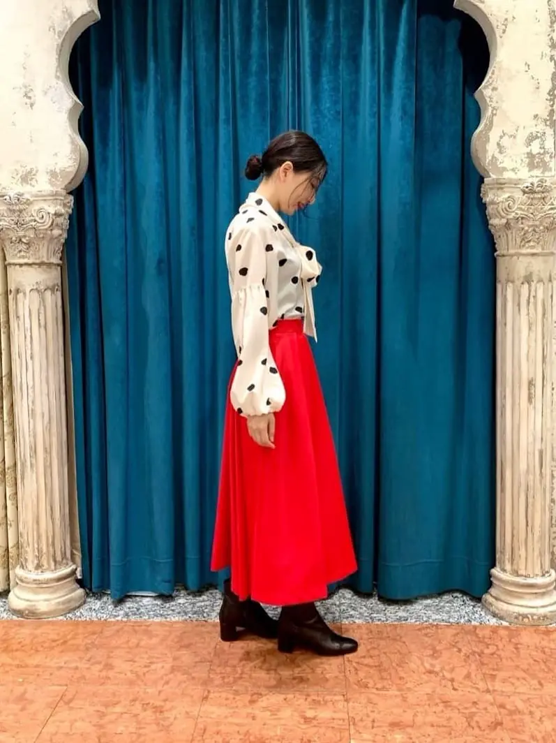 GRACE CONTINENTAL The Banquet eri コーディネート画像