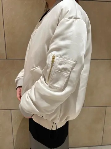 GRACE CONTINENTAL The Banquet 赤坂 梨来 コーディネート画像