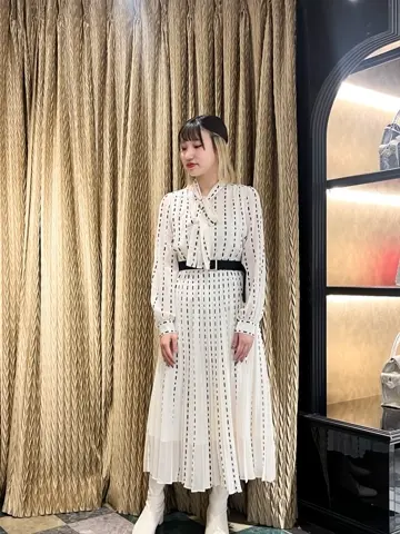 GRACE CONTINENTAL The Banquet CHISAKO.S コーディネート画像