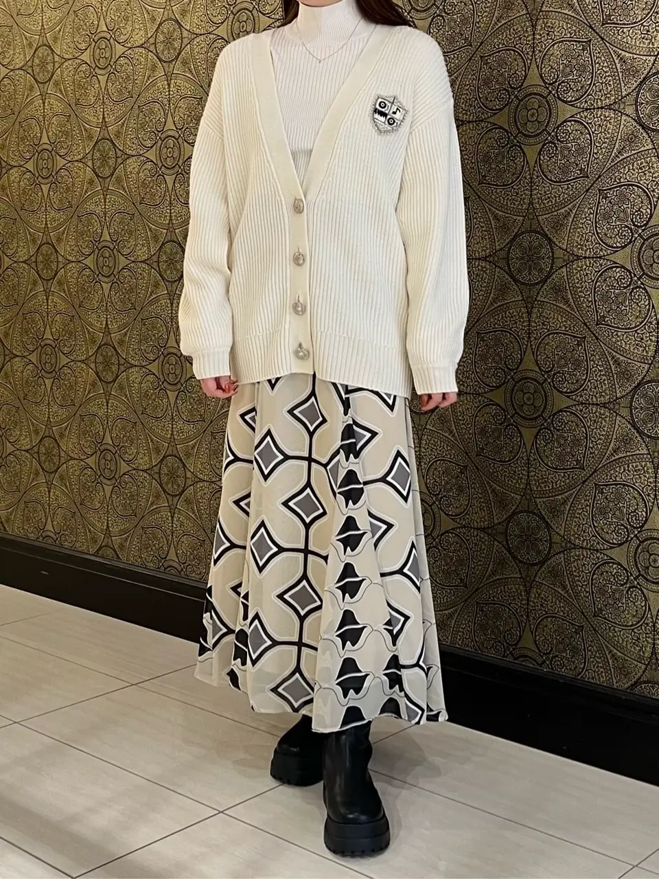 GRACE CONTINENTAL The Banquet 赤坂 梨来 コーディネート画像