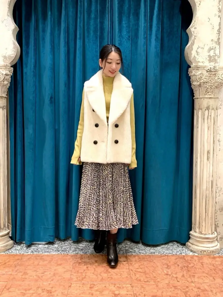 GRACE CONTINENTAL The Banquet eri コーディネート画像