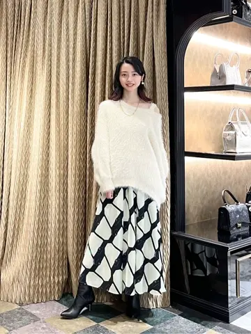 GRACE CONTINENTAL The Banquet yuri コーディネート画像