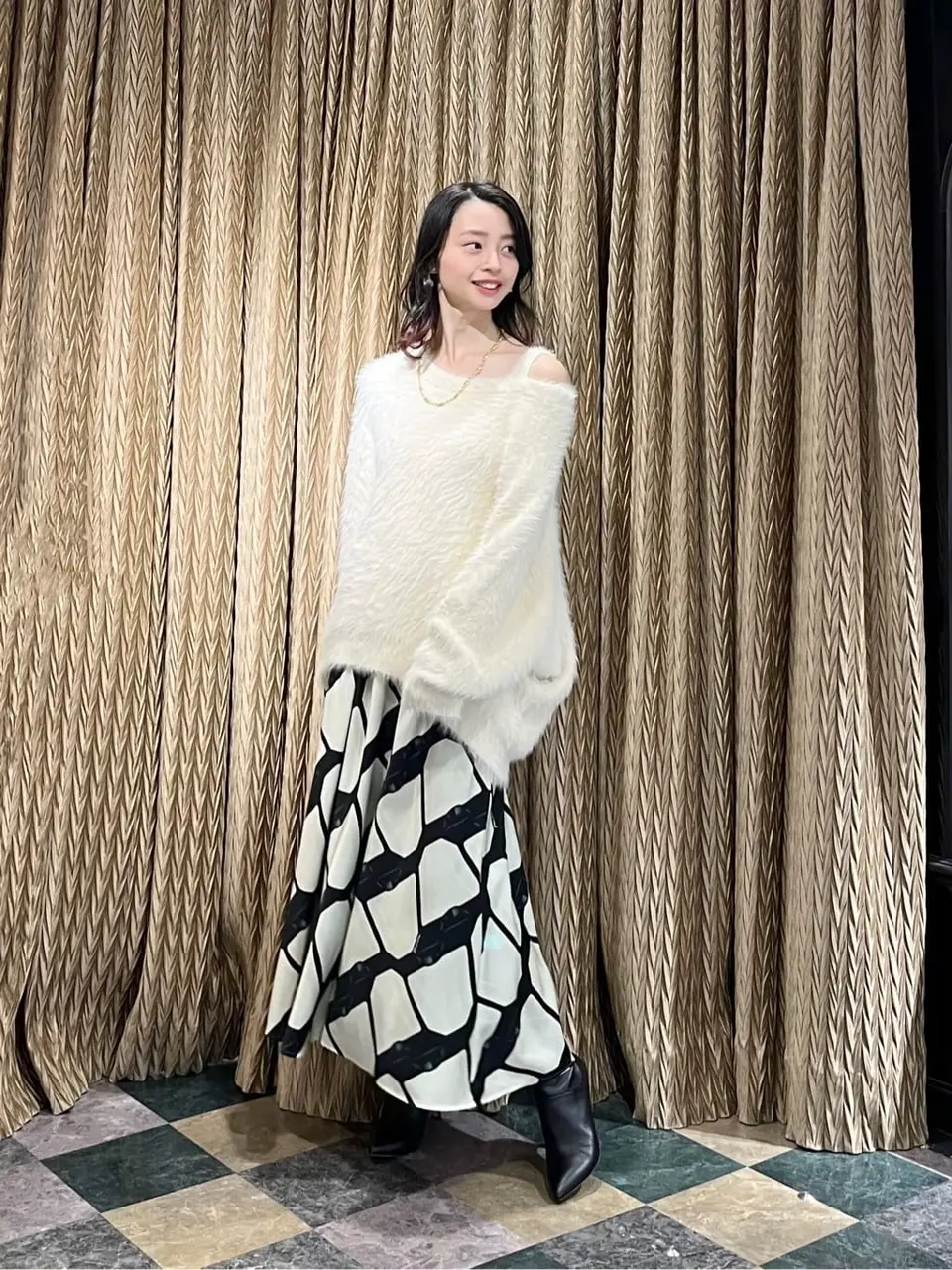 GRACE CONTINENTAL The Banquet yuri コーディネート画像