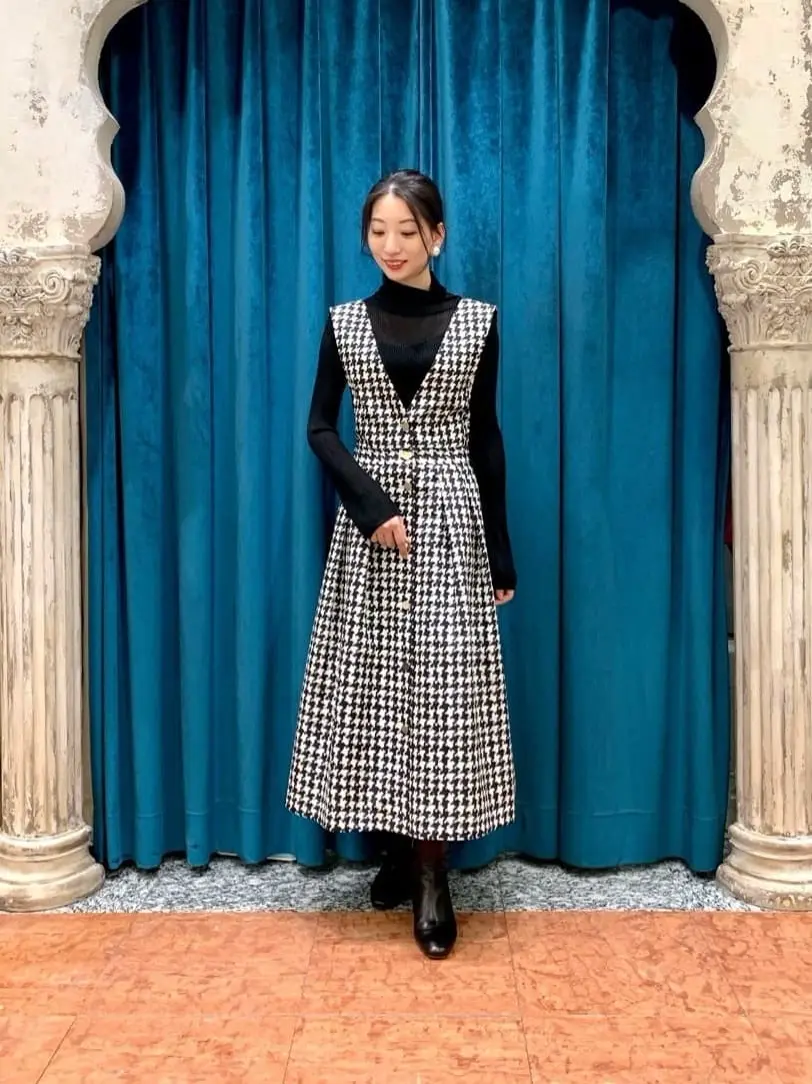 GRACE CONTINENTAL The Banquet eri コーディネート画像