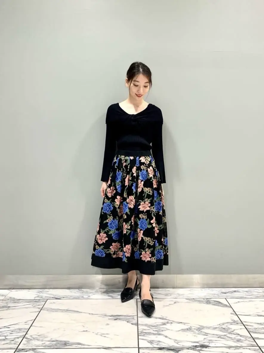 GRACE CONTINENTAL The Banquet eri コーディネート画像