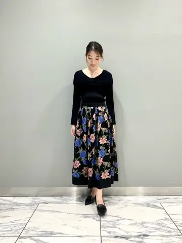 GRACE CONTINENTAL The Banquet eri コーディネート画像