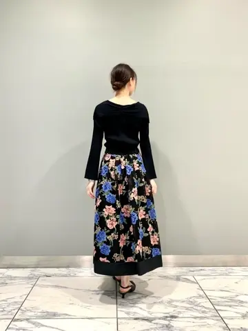 GRACE CONTINENTAL The Banquet eri コーディネート画像