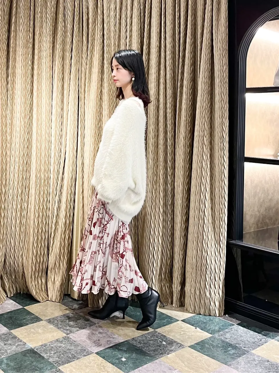 GRACE CONTINENTAL The Banquet yuri コーディネート画像