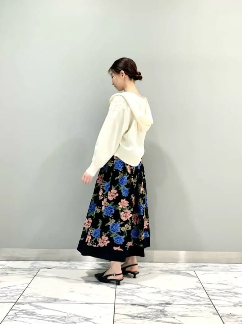 GRACE CONTINENTAL The Banquet eri コーディネート画像