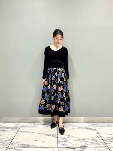 GRACE CONTINENTAL The Banquet eri コーディネート画像