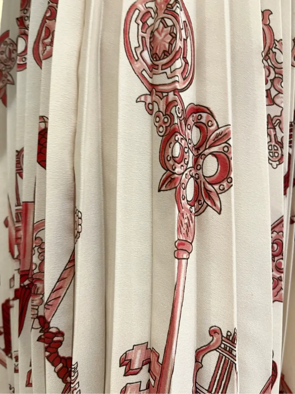 GRACE CONTINENTAL The Banquet yuri コーディネート画像