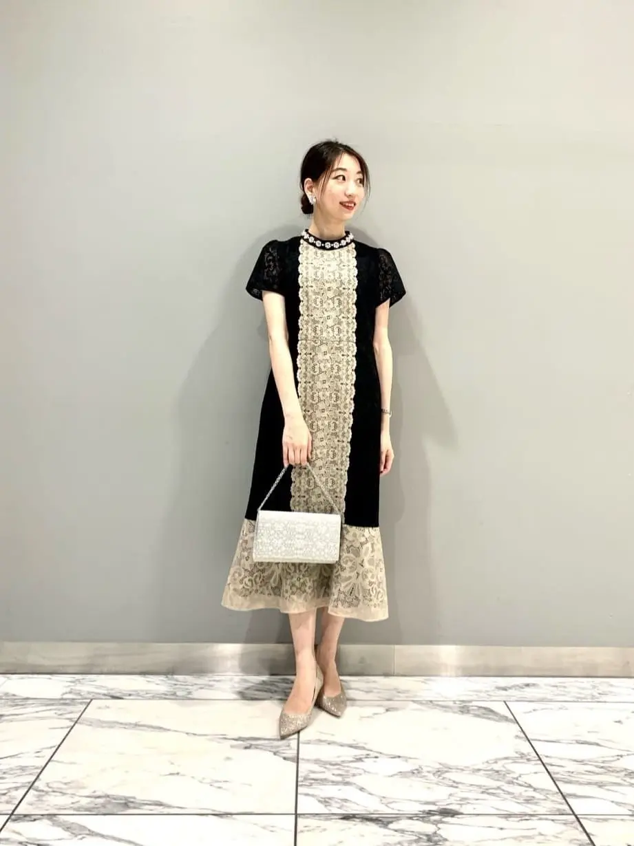 GRACE CONTINENTAL The Banquet eri コーディネート画像