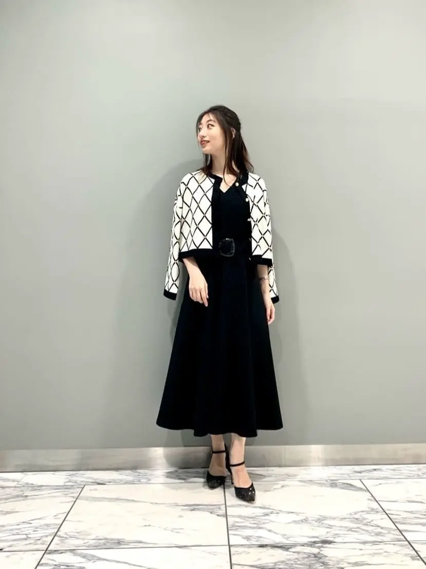 GRACE CONTINENTAL The Banquet eri コーディネート画像