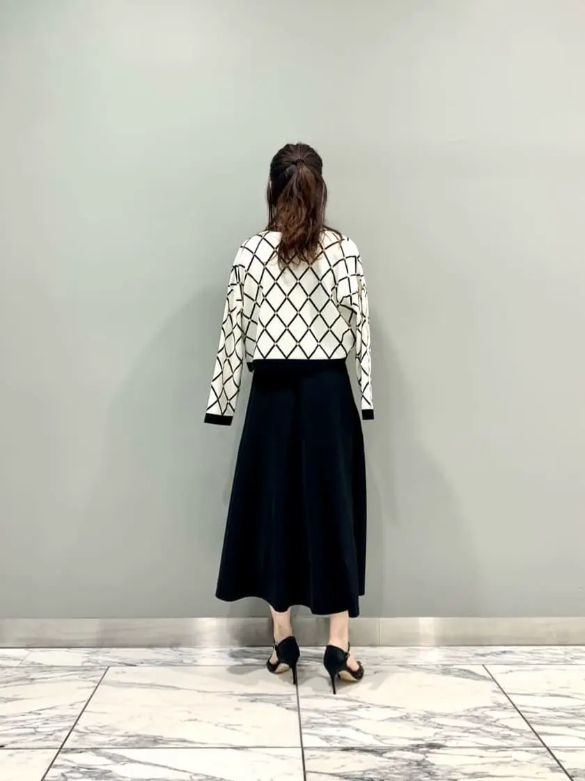 GRACE CONTINENTAL The Banquet eri コーディネート画像